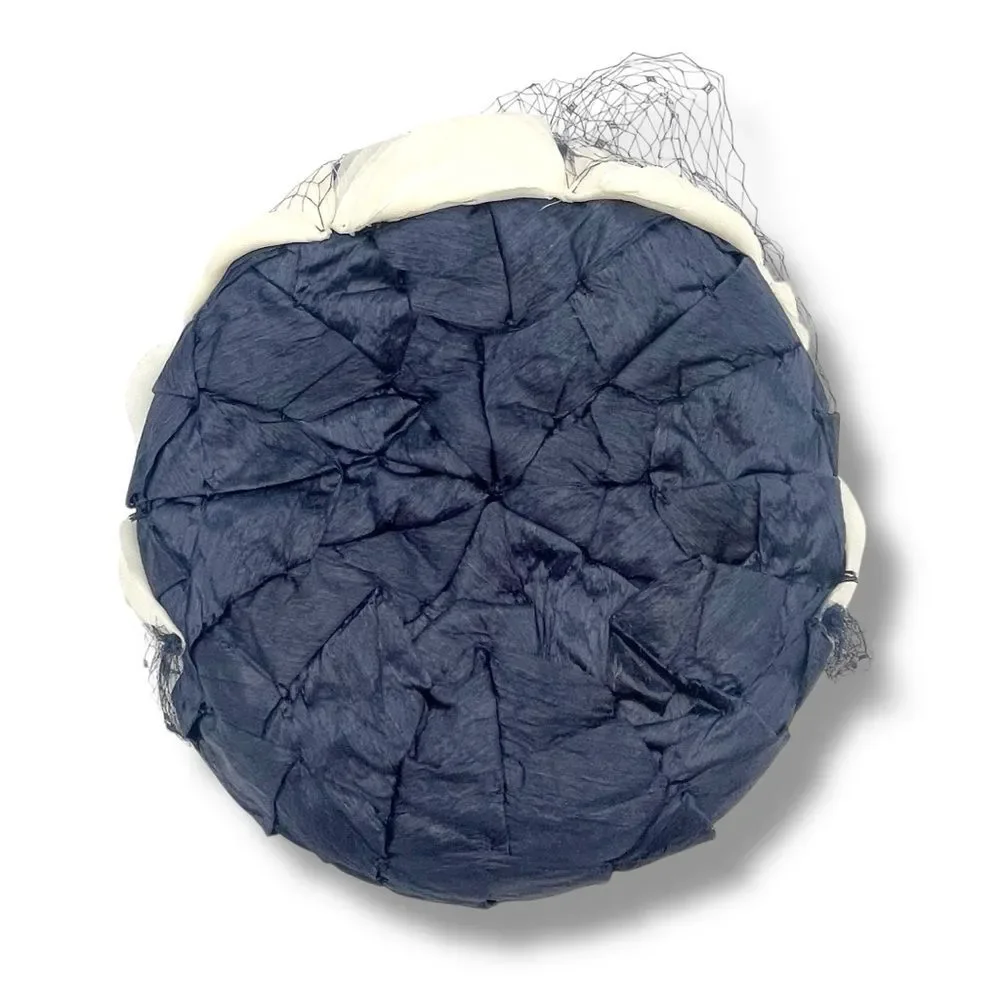Vintage 1950s Pillbox Hat Navy Straw With White Rose Petals Mesh Veil Rhinestone - Picture 13 of 16